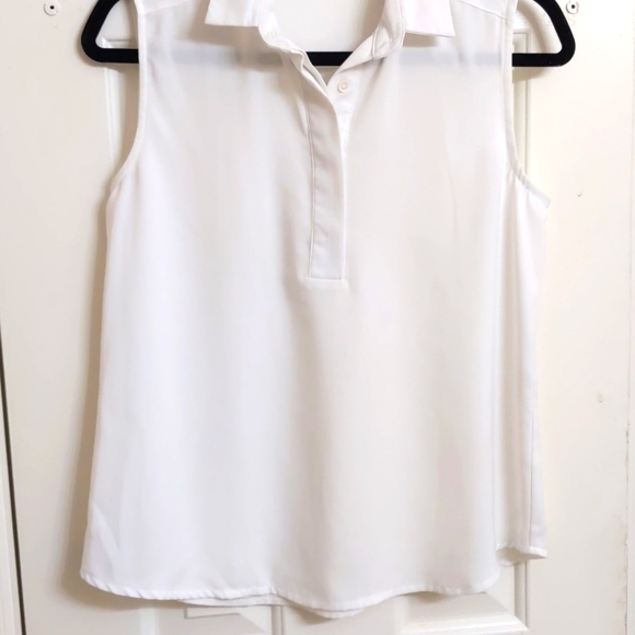 Women's white sleeveless button down shirt - Picture 5 of 6